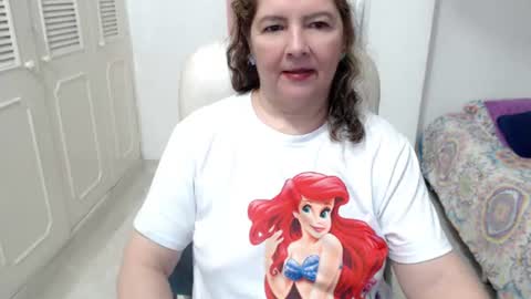 leonela   online show from August 5, 4:32 am