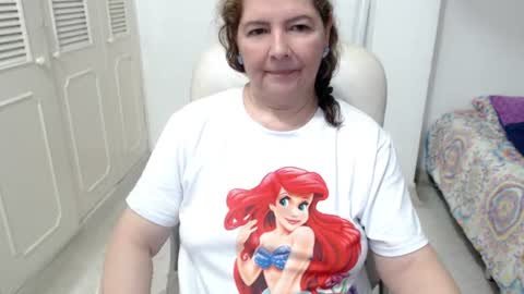 leonela   online show from August 5, 10:24 am