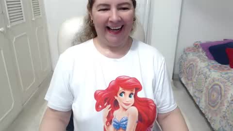 leonela   online show from August 14, 12:36 am