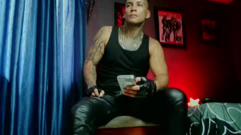 Lenardo jaramillo online show from August 14, 7:39 pm