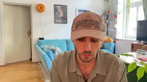 Leon online show from September 7, 12:22 pm