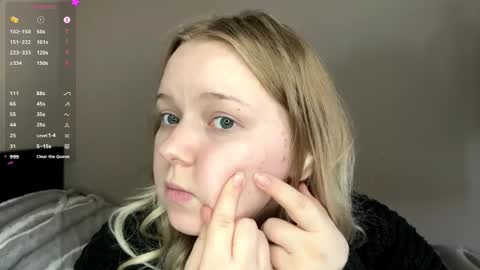 Hello everyone Im Lora Its my first day Were going to have fun together online show from March 31, 11:29 am