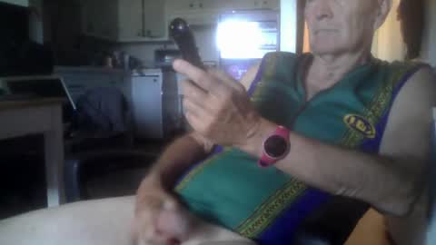 lesage9049 online show from August 11, 3:25 pm