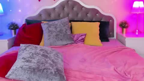 Eveline online show from August 6, 6:56 am