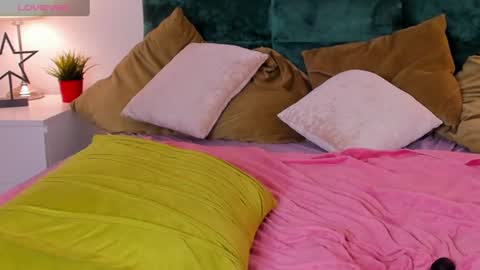 Eveline online show from August 15, 7:01 am