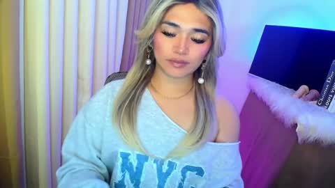 Lesley online show from July 28, 1:00 am