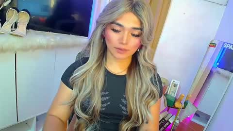 Lesley online show from August 1, 4:29 am