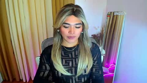 Lesley online show from August 10, 9:22 am