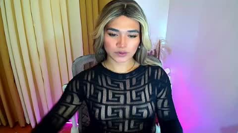 Lesley online show from August 10, 4:19 pm