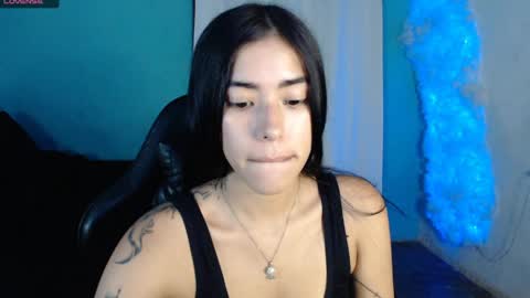 leslie  online show from April 2, 1:46 am