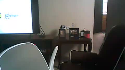 leslier59 online show from September 2, 9:44 am