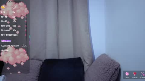 lessliee online show from August 7, 7:52 am