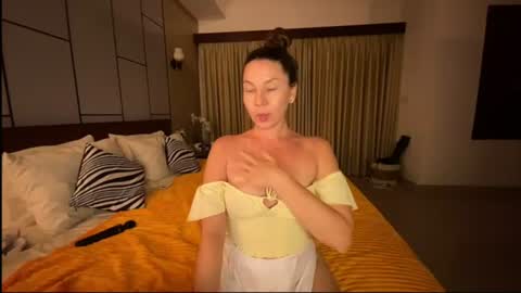 lessya_magic online show from July 18, 11:55 am