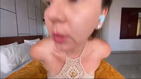 lessya_magic online show from July 23, 6:49 am