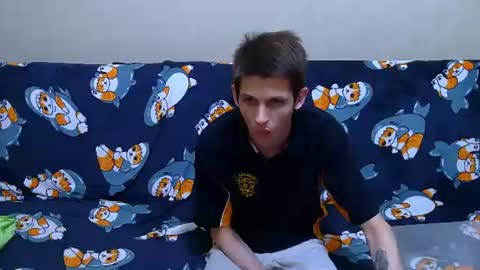 lester_broo online show from June 22, 10:21 pm