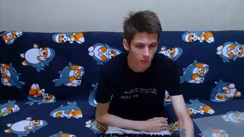 lester_broo online show from June 23, 11:06 pm