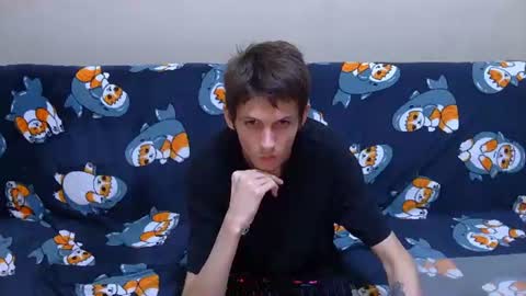 lester_broo online show from July 12, 9:43 pm