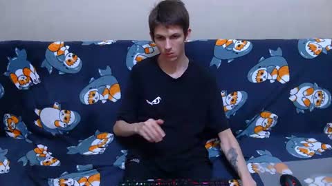lester_broo online show from July 12, 10:49 pm