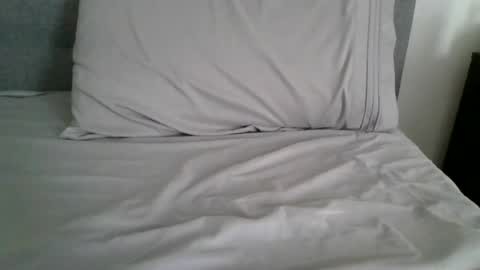 lets_play143 online show from August 6, 11:48 pm