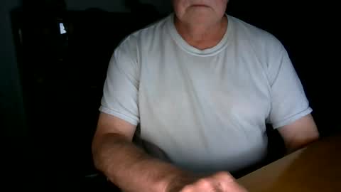 letscum2gether0 online show from June 16, 1:04 am