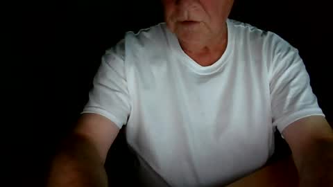 letscum2gether0 online show from July 4, 1:08 am