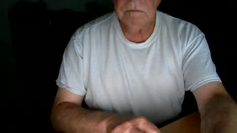 letscum2gether0 online show from July 7, 3:21 am