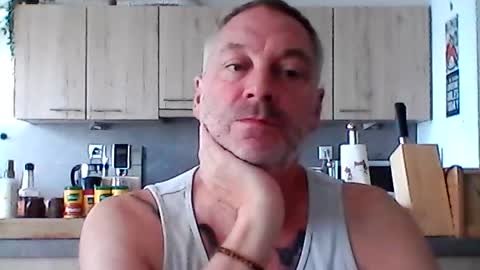letshavefun2gether68 online show from July 19, 9:11 am