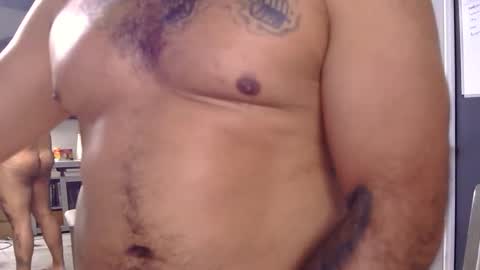 fitnessdude93kg online show from April 9, 5:15 am