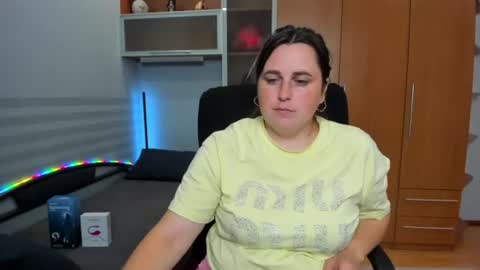 Naomi online show from August 15, 12:31 pm