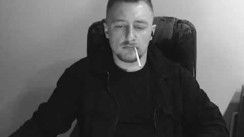HANK BLOODY online show from April 5, 5:10 pm