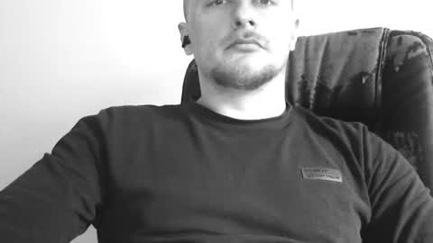 HANK BLOODY online show from April 8, 1:21 pm