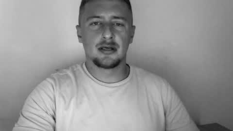 HANK BLOODY online show from August 6, 3:22 pm