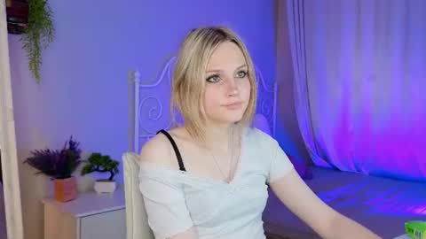 Lexa online show from August 10, 7:10 am