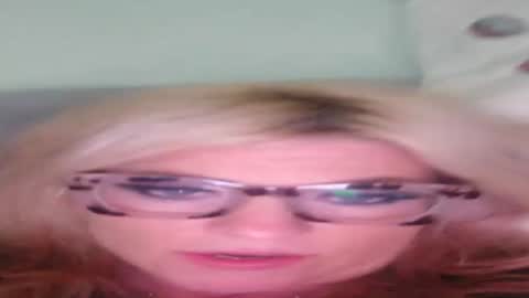 Lexa bone online show from August 2, 1:01 am