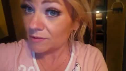 Lexa bone online show from August 15, 6:39 am