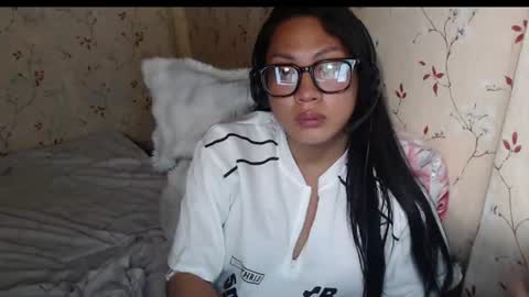 Alexis online show from July 27, 3:28 pm