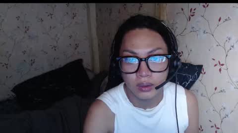 Alexis online show from August 4, 7:11 pm
