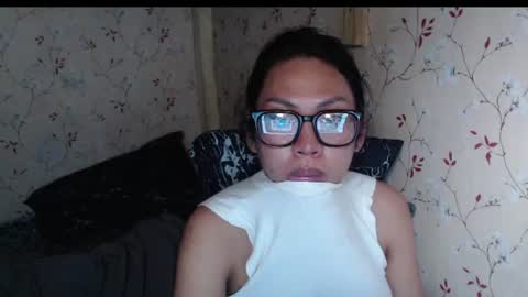 Alexis online show from August 4, 8:17 pm