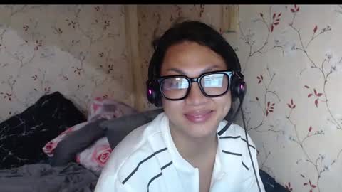 Alexis online show from August 6, 11:53 am