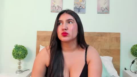 Gabrielle online show from August 13, 1:47 pm