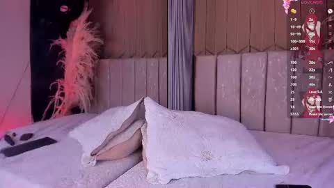 Lexi Adams  online show from August 5, 4:27 pm
