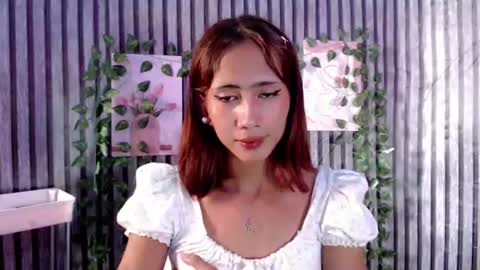 lexie_loveee online show from August 3, 11:45 pm