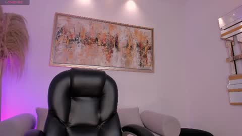 Lexie  online show from September 1, 9:49 pm