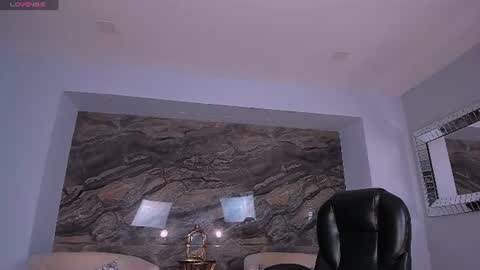 Lexie  online show from September 5, 9:20 pm