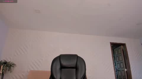 Lexie  online show from September 8, 9:55 pm