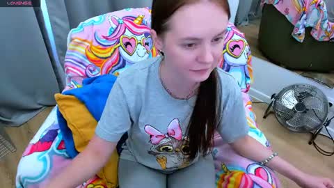 Lexi online show from August 11, 9:33 am