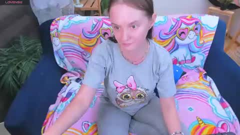 Lexi online show from August 12, 7:43 am