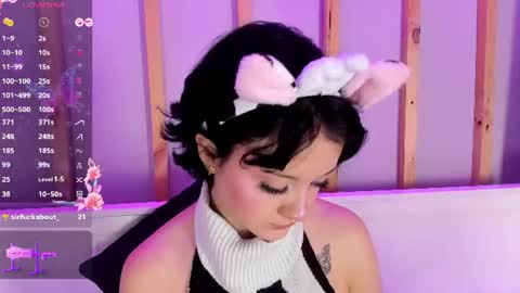 lexirouge           online show from August 7, 1:22 pm