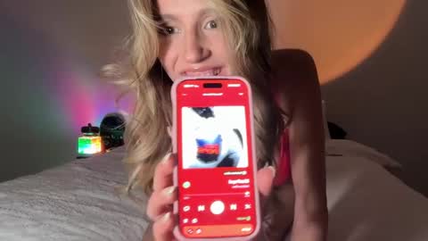 Lexyyy online show from April 24, 4:27 am