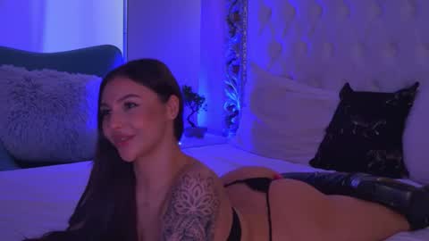 LexyBanks online show from June 9, 2:34 pm